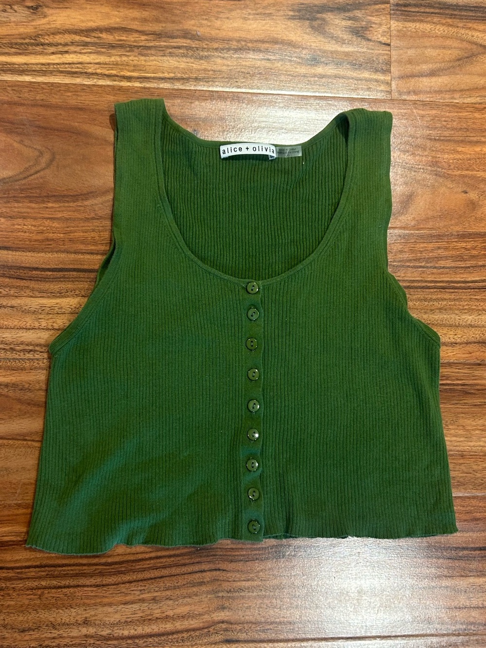 Alice + Olivia green crop button up knit women’s size large